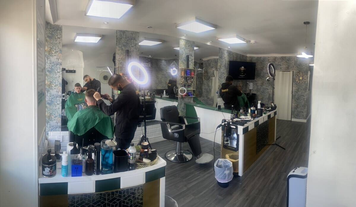 15 years lease open busy barbershop cardiff