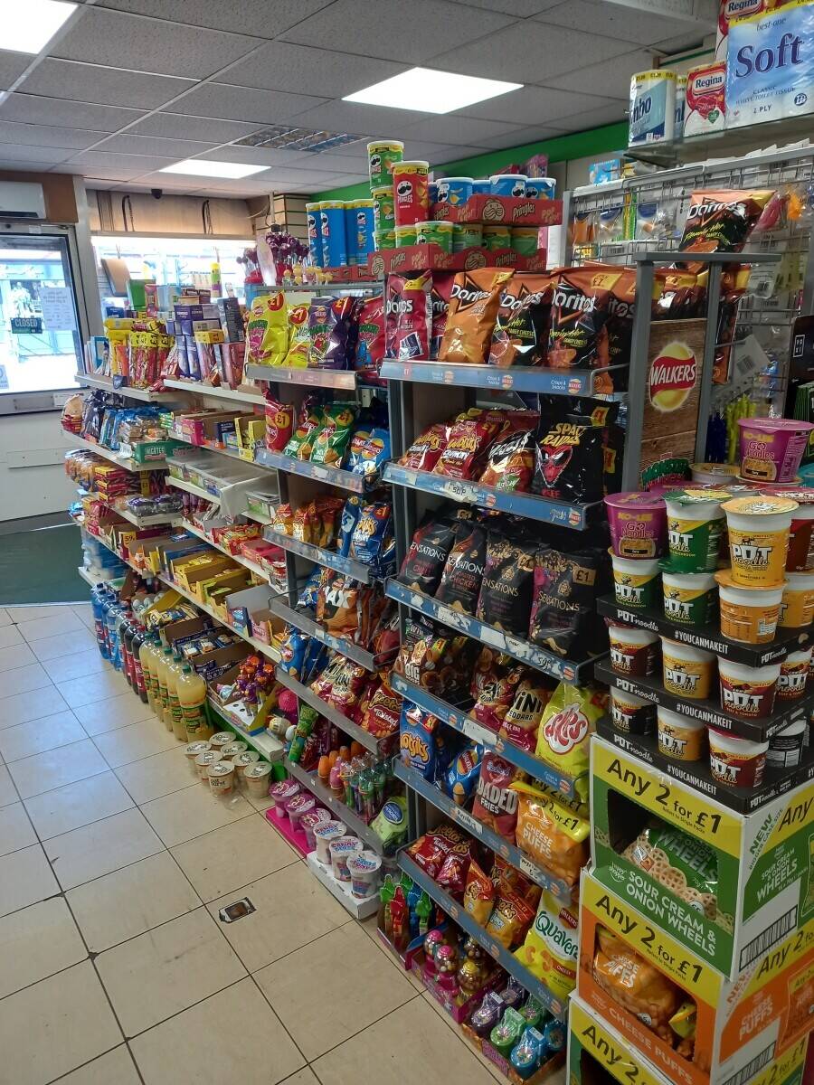 Off-licence corner shop for sale in Bolton Photo 4