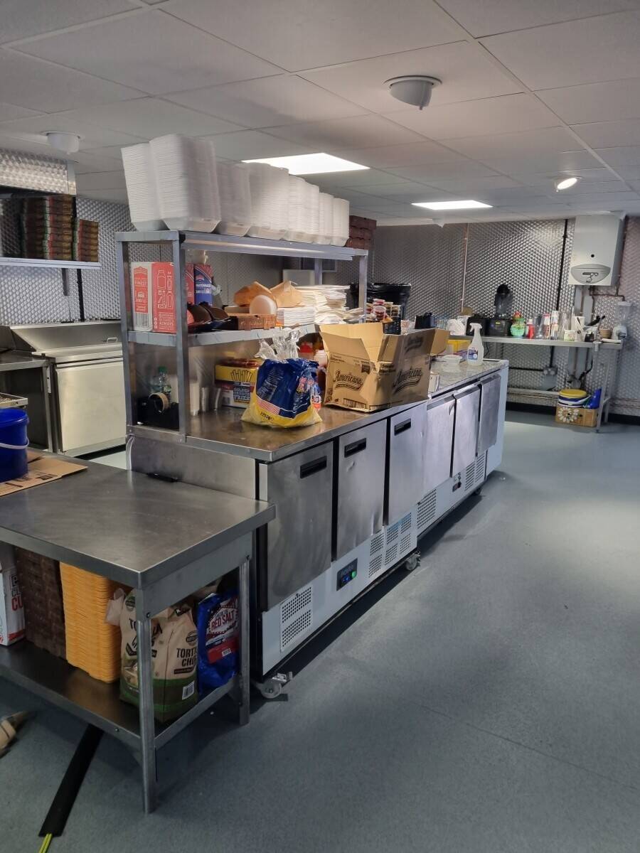 Leasehold busy fast food takeaway
