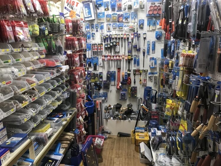 REDUCED -DISCOUNT STORES/PAY POINT- WREXHAM