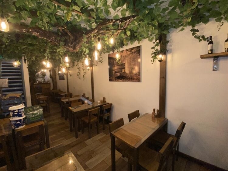 Restaurants For Sale in York Photo 4