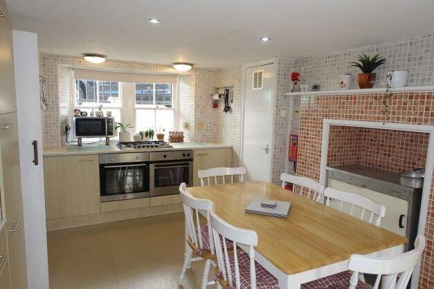 High Turnover Guest House with views to the harbour or sea from all rooms