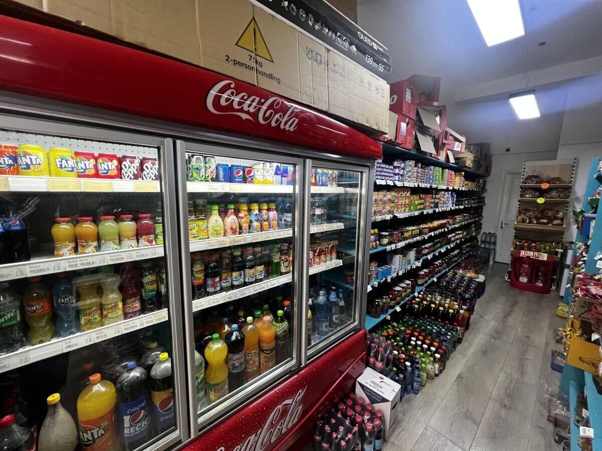 Off licence, Grocery store for sale Photo 4