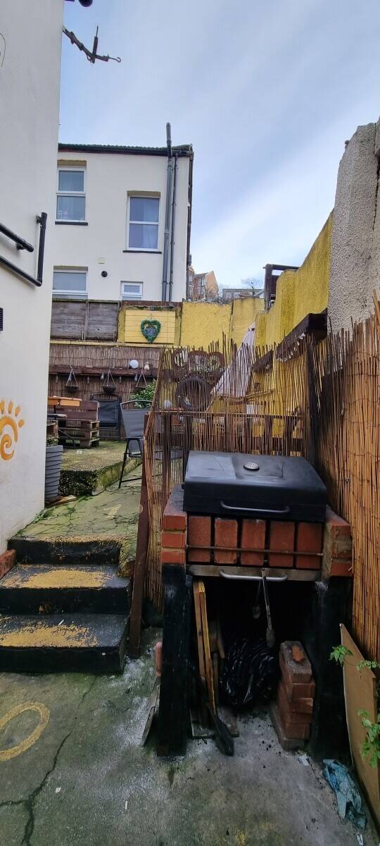 Leasehold Eastern European restaurant, fully licenced