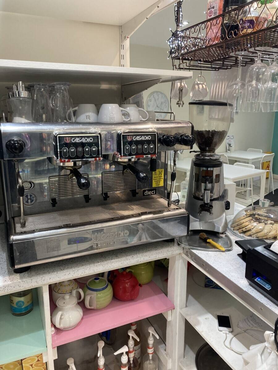 LICENSED COFFEE SHOP & CAFE FOR SALE  WIGAN Photo 4