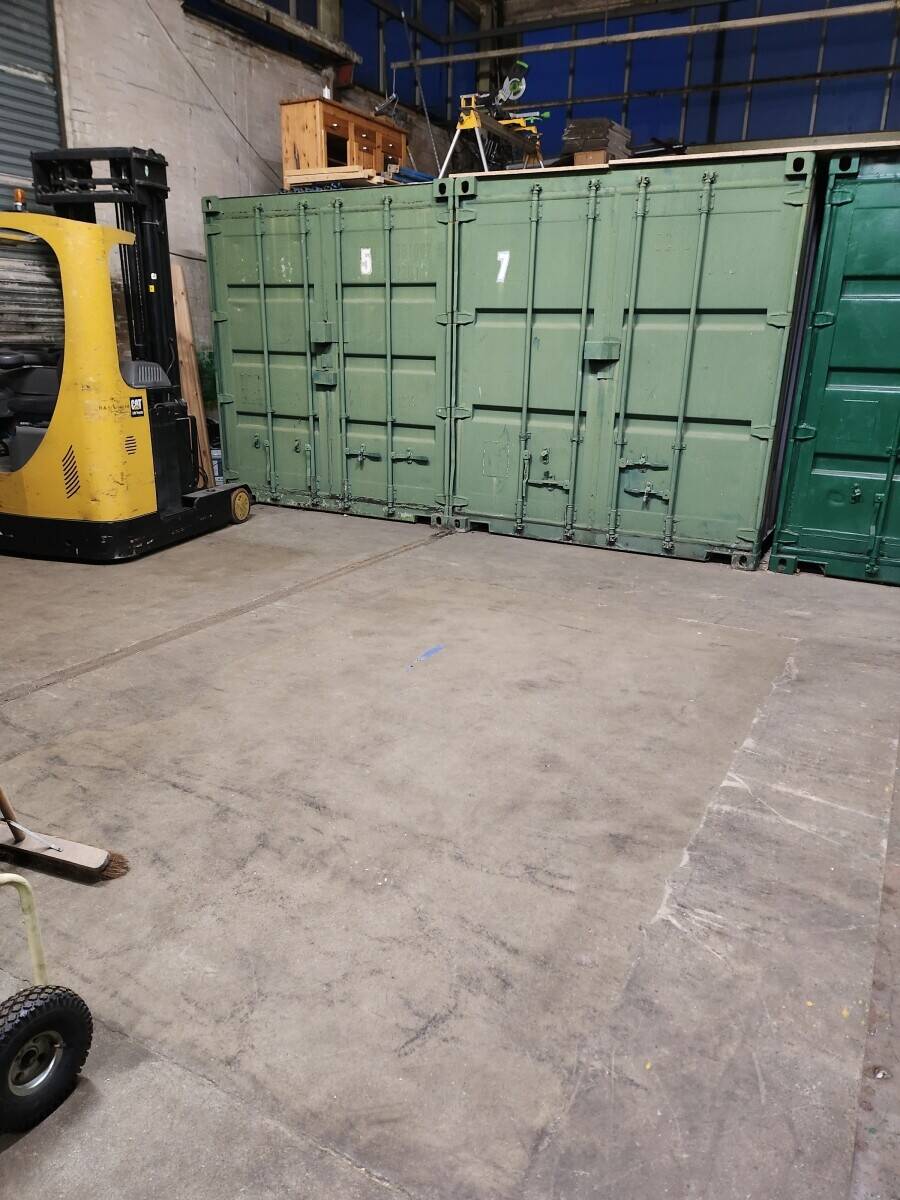 2 Leasehold Factory Units and yard on a 10 yr lease