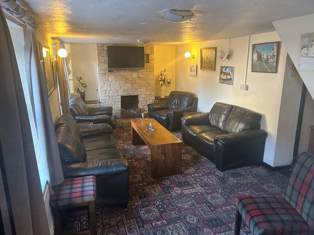Free of tie public house lease for sale in Somerset Photo 4