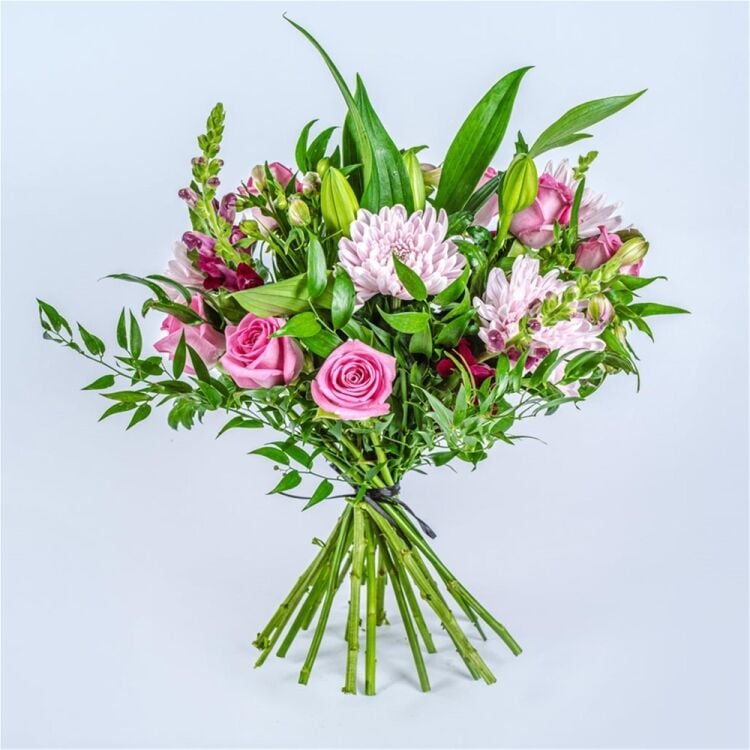 CONTEMPORARY FLORIST AND WEDDING SUPPLIER