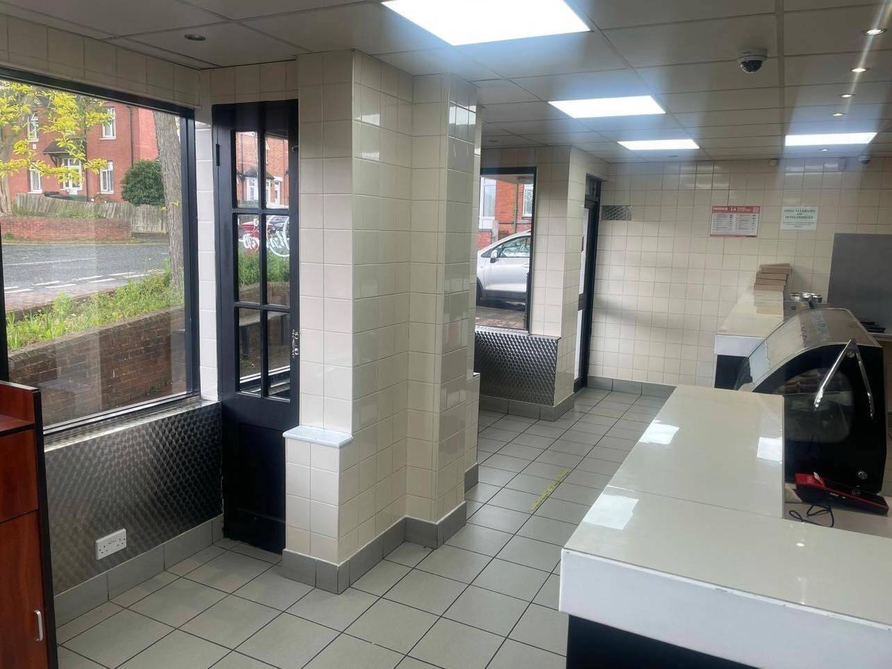 Leasehold Fast food shop for sale