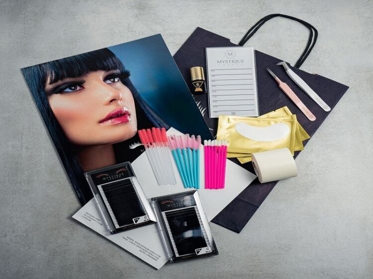 Highly Rated Eyelash Extension treatments business for sale Photo 4