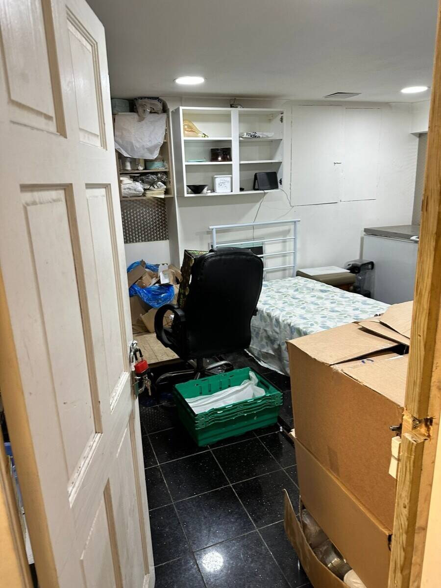 Chinese takeaway & wood oven Italian pizzeria  for sale in green lanes
