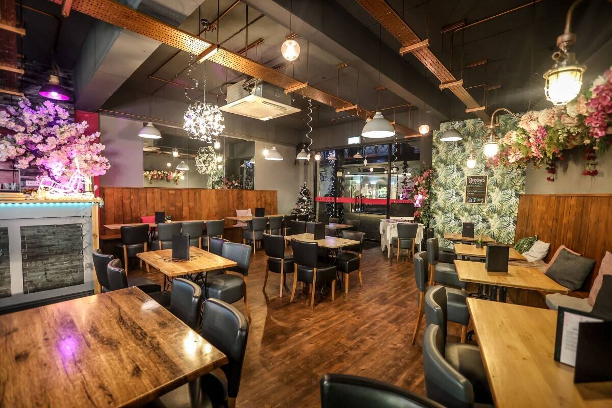 POPULAR CITY CENTRE RESTAURANT AND BAR Photo 4