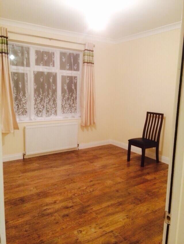 Indian Takeaway restaurant for sale in Hillingdon with accommodation