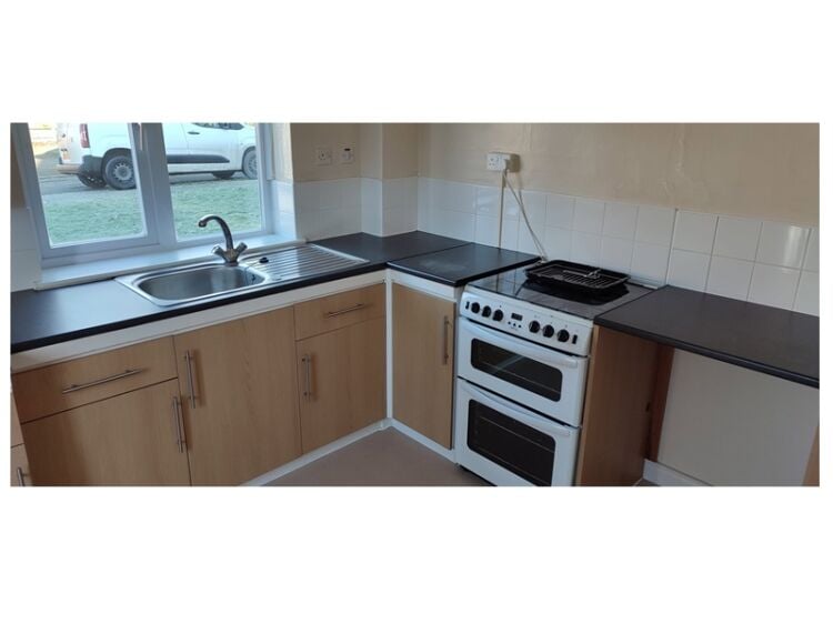 Profitable Domestic & Commercial Cleaning Company – Turnkey Opportunity Photo 4