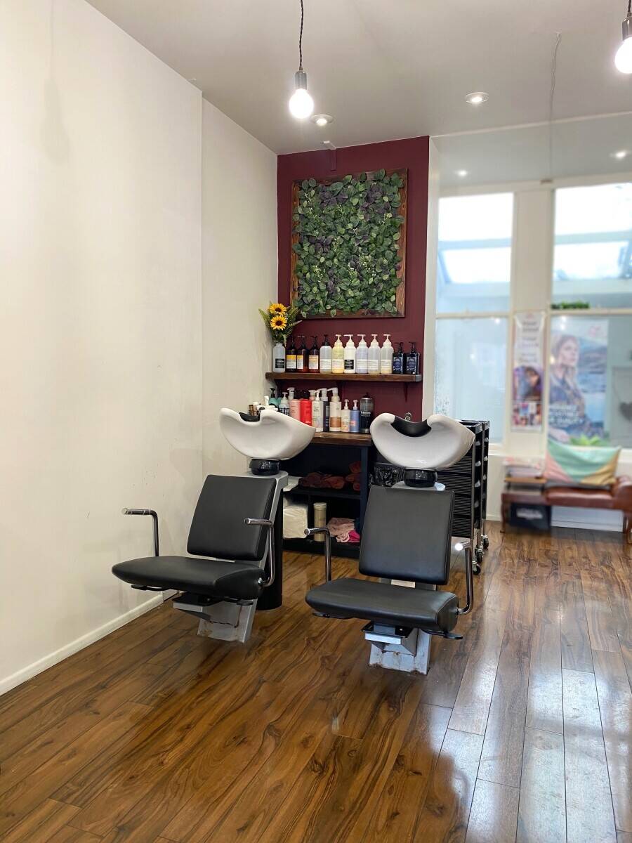 Well-established hair salon for sale in Portsmouth