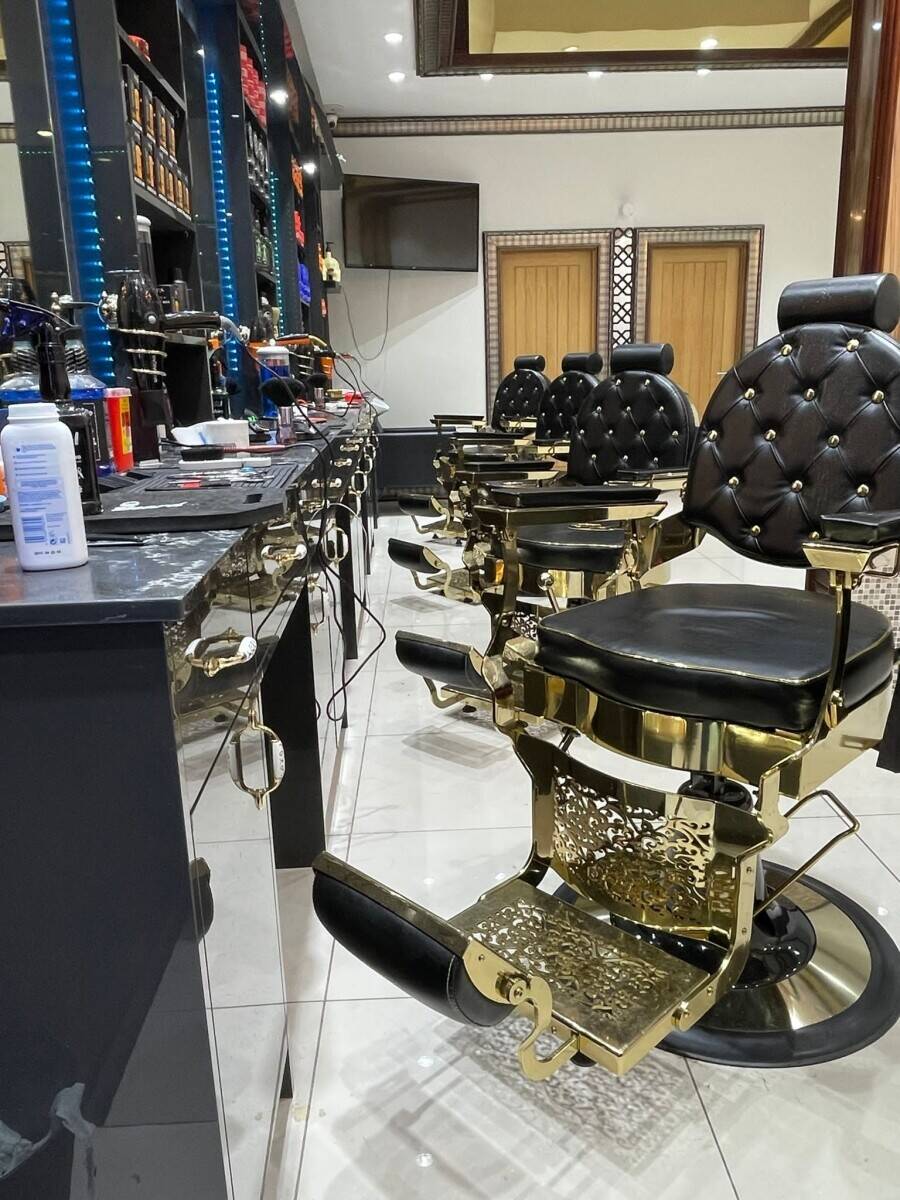 Barbar shop for sale