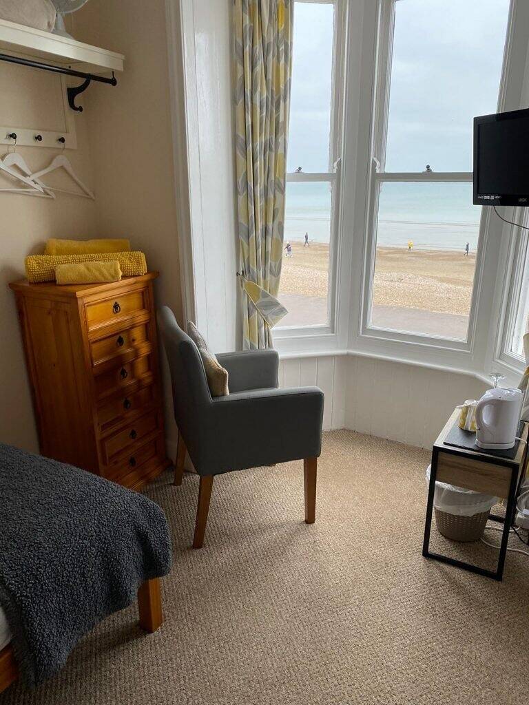 Sea Views from All Rooms Guest House For Sale Weymouth Photo 4