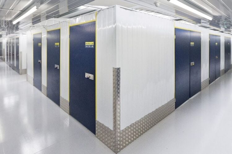 Storage Pods With Income - Rochdale Photo 4