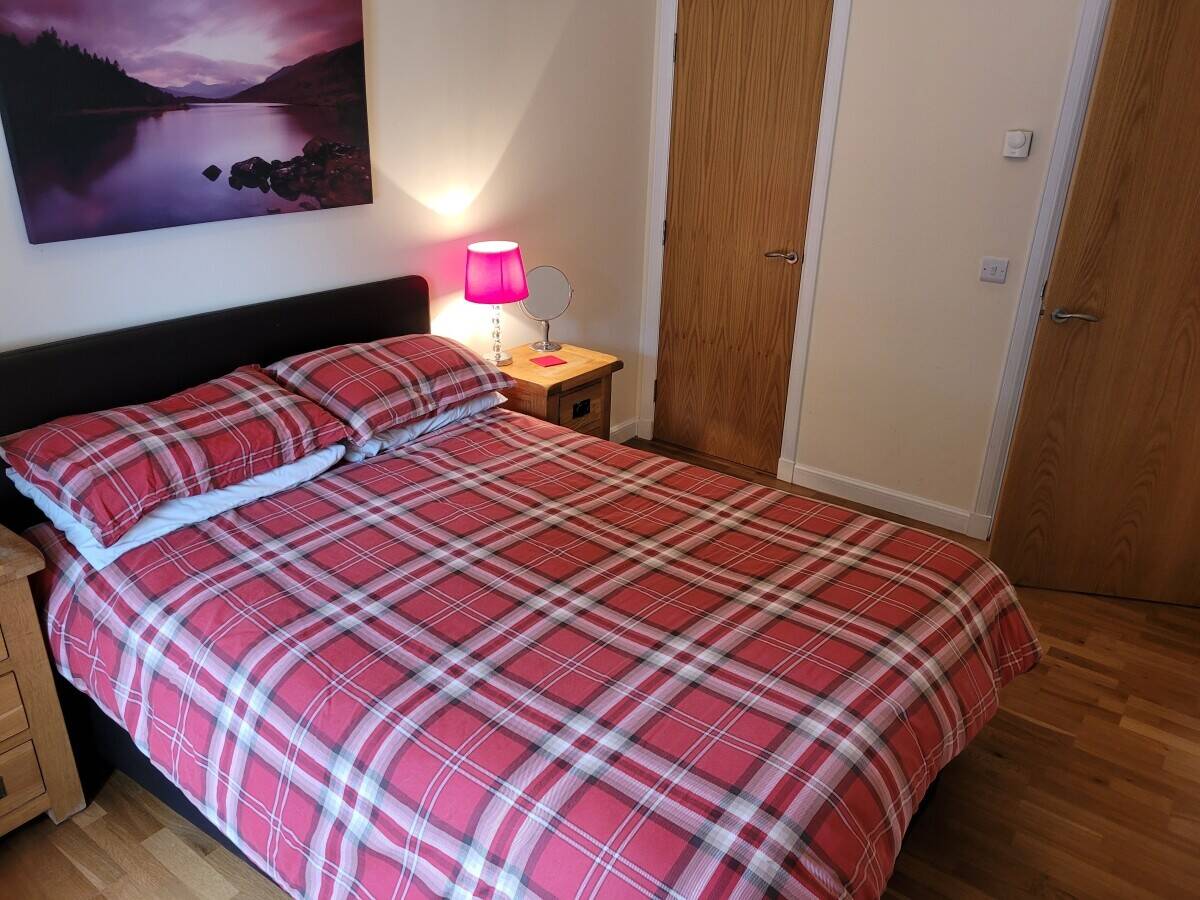 Refurbished 4 Bedroom Family Home with 4 Self- Contained Lodge Business Opportunity Available Photo 4