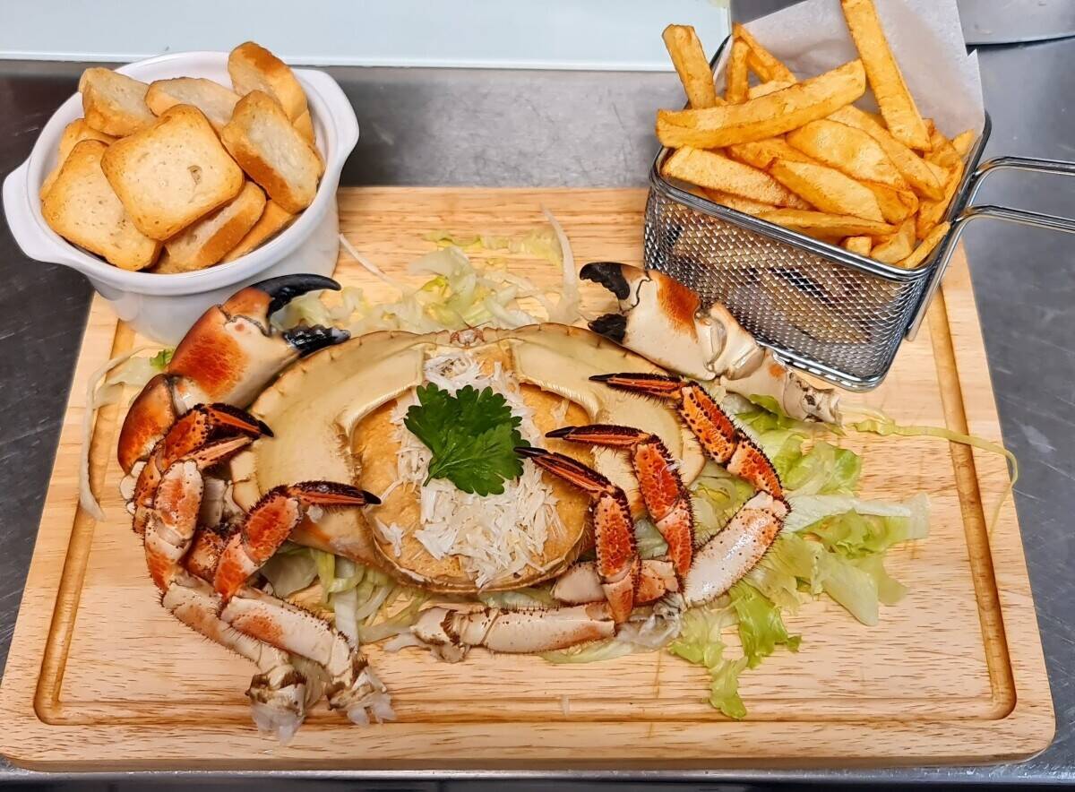 Delightful, Highly Rated Specialist Seafood Restaurant in Grantham Photo 4