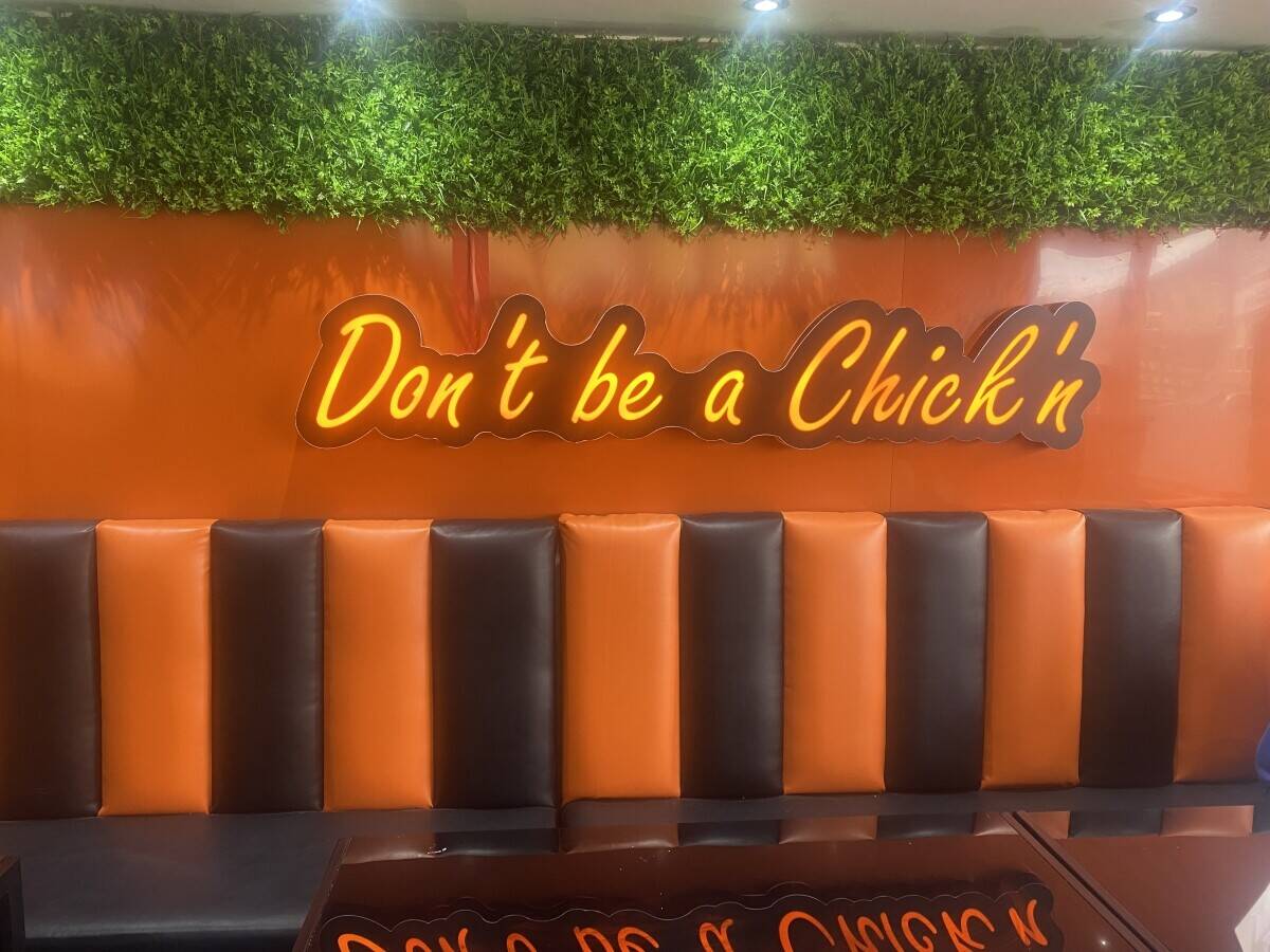 Fried chicken shop huddersfield