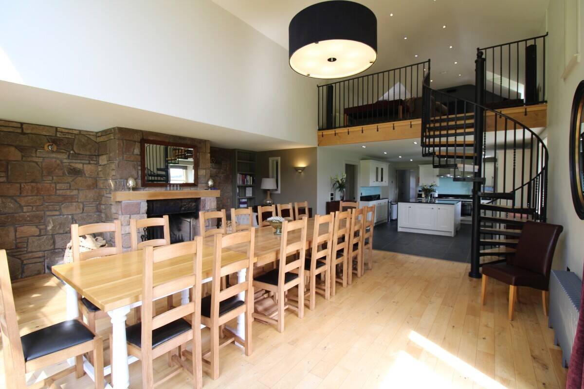 Luxury 5 Star Self Catreing & Lifestyle Opportunity Business Photo 4