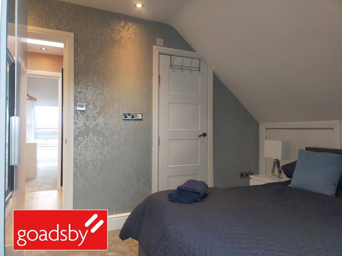 Established Airbnb Business Convenient Beach & Conference Centre