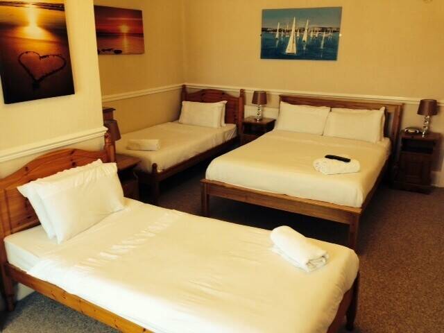 Very Long Leasehold (virtual freehold)  GUEST HOUSE for sale WEYMOUTH Photo 4