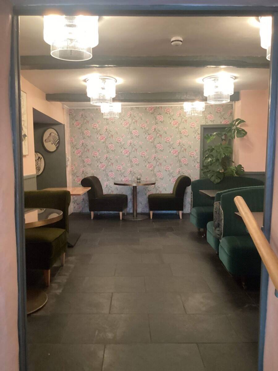 Italian Restaurant, delicatessen, butchers, cafe take away Anglesey Photo 4