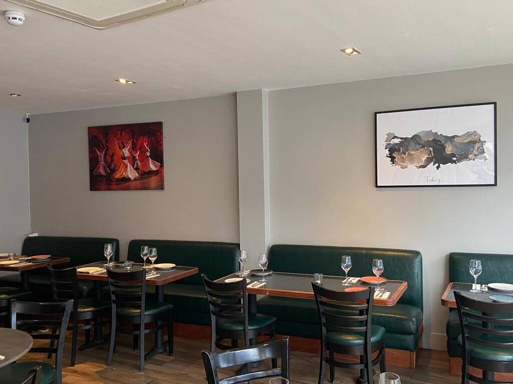 Fully equipped restaurant /cafe for sale Photo 4