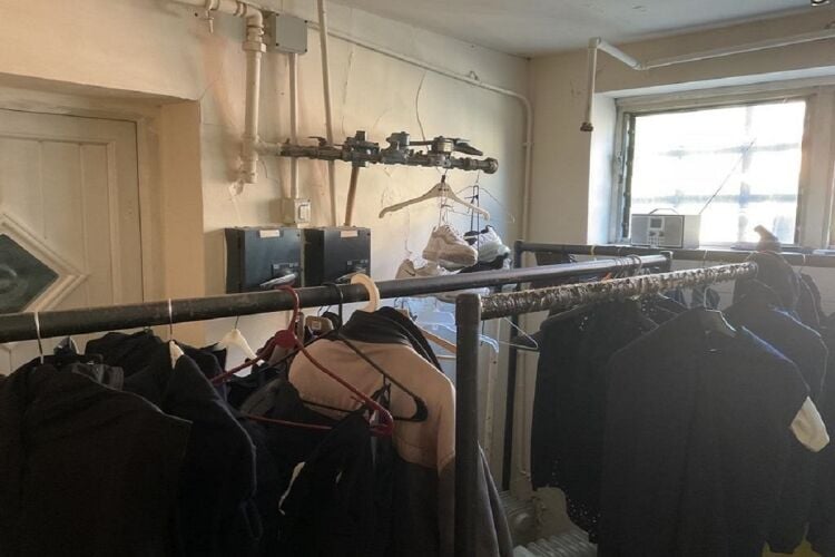 Freehold Dry Cleaning Specialist - Southport Photo 4