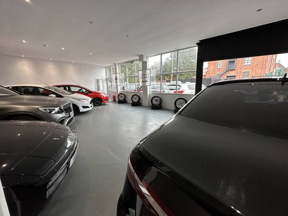 Car Sales & Car Repair Garage Nottingham