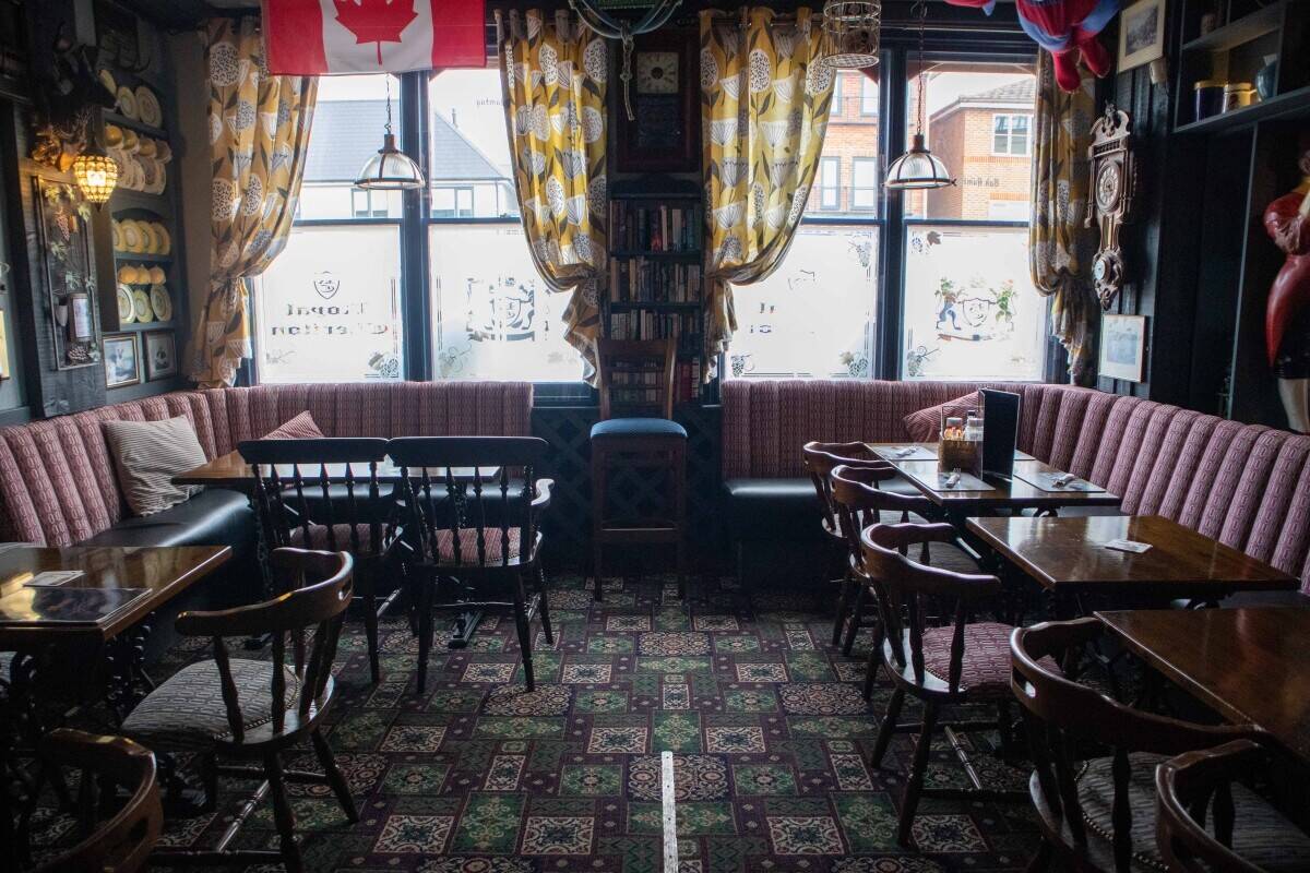 KENT - PROFITABLE PUB WITH THREE RESIDENTIAL UNITS