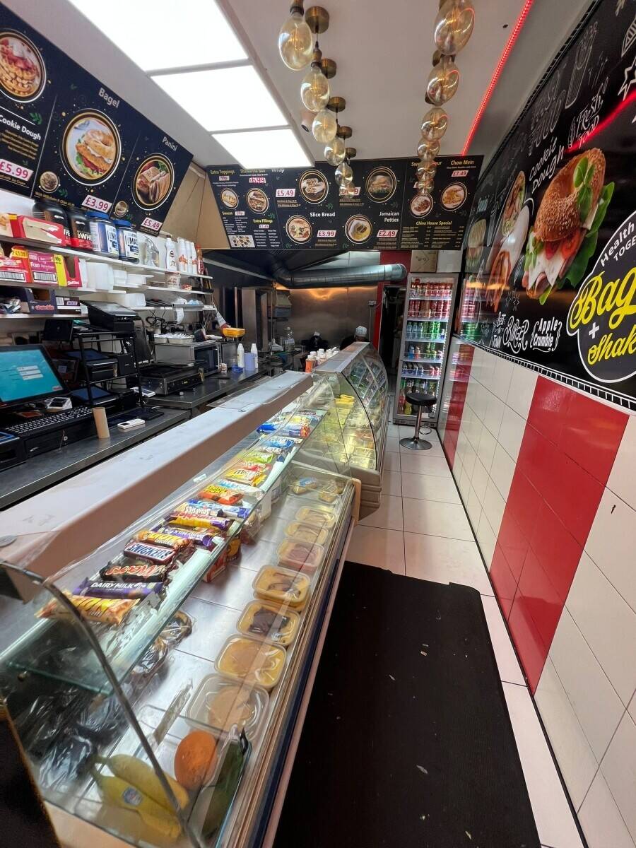 Chinese food and Bagel + shakes takeaway for sale in Willesden