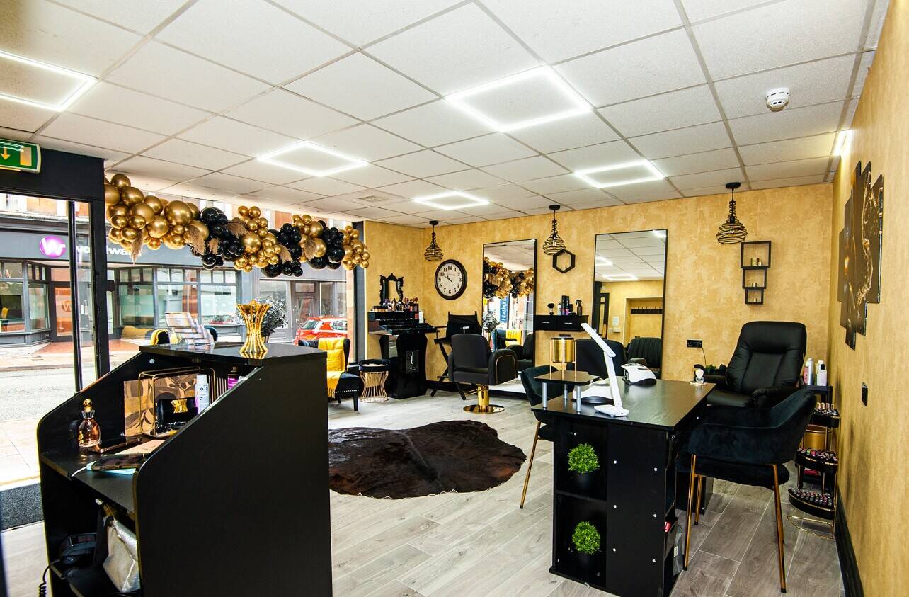 Aesthetics/Hair & Beauty salon for sale in Wigan Town Centre