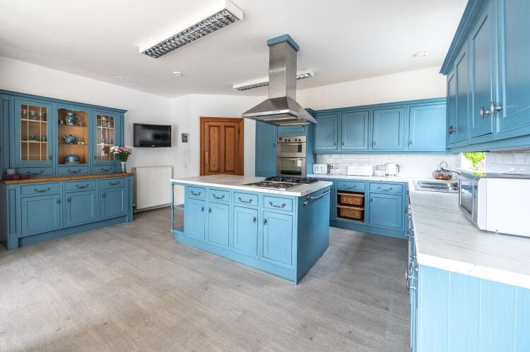 Stunning 7 Bedroom Detached Villa in Aberdeenshire Photo 4