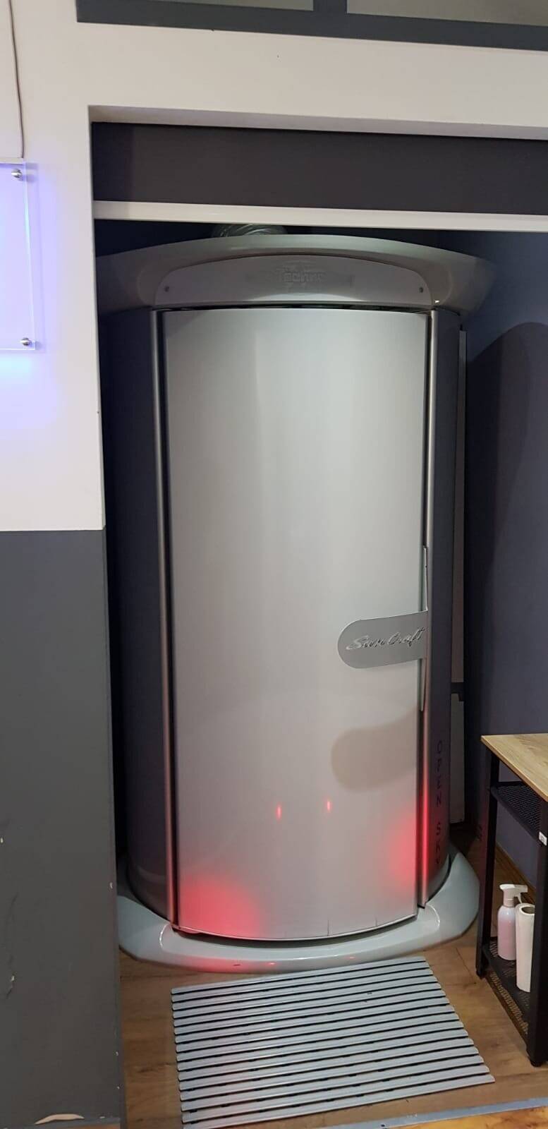 Luxurious Tanning Salon in Prime Location of Kingston Upon Hull Photo 4