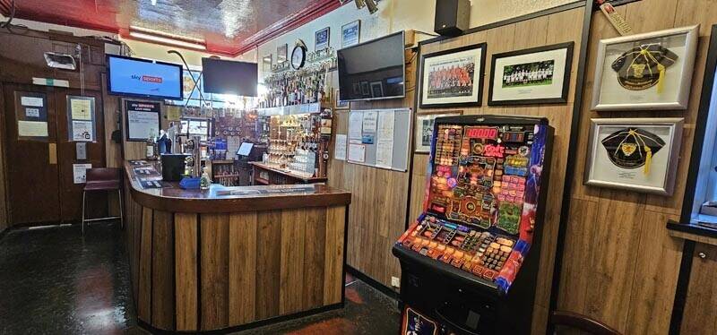 Long Established & Award Winning Public House & 4 Flats in Rothesay, Isle of Bute Photo 4