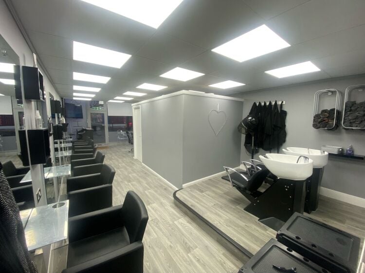 ***REDUCED***Reputable Hairdresser Business for Sale in Welling, South East London