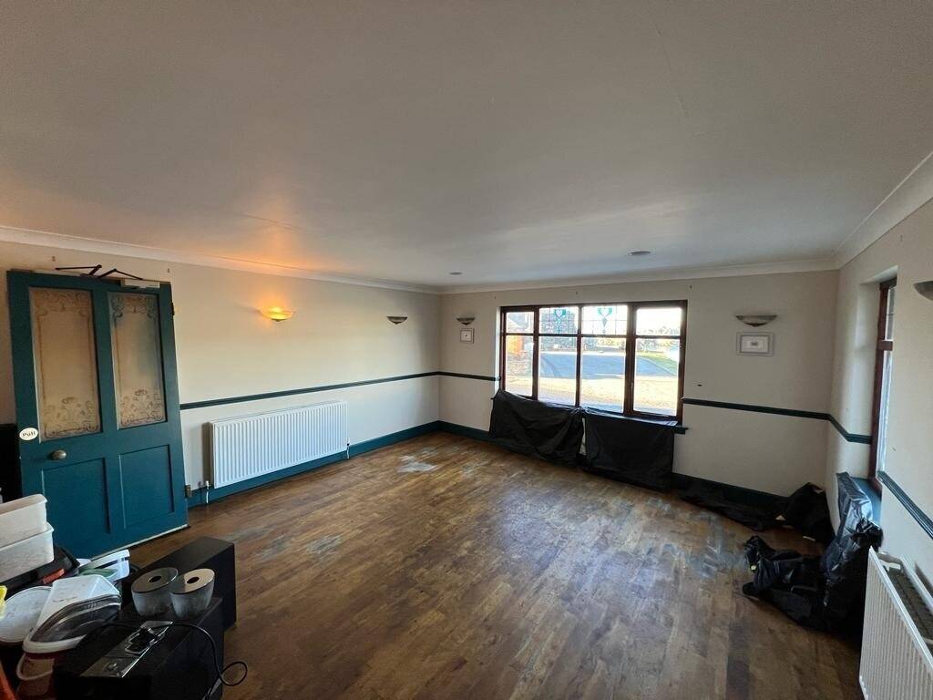 A superb coastal restaurant/development opportunity in sought after village (ref 1633)