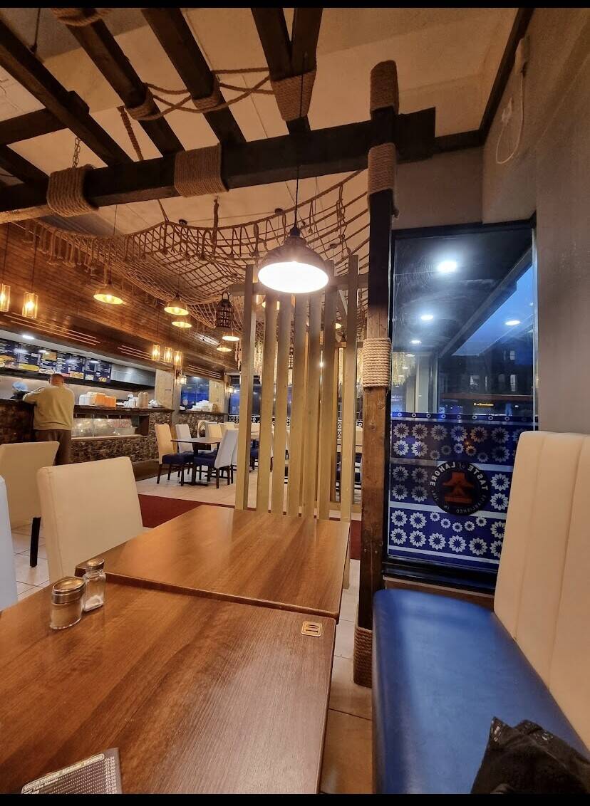 Indian Pakistani Restaurant for sale in Dunstable Luton 