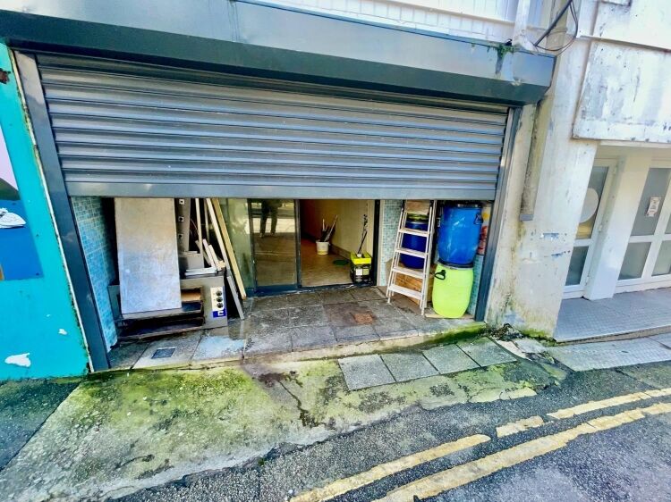 Freehold Investment Property Located In Newquay