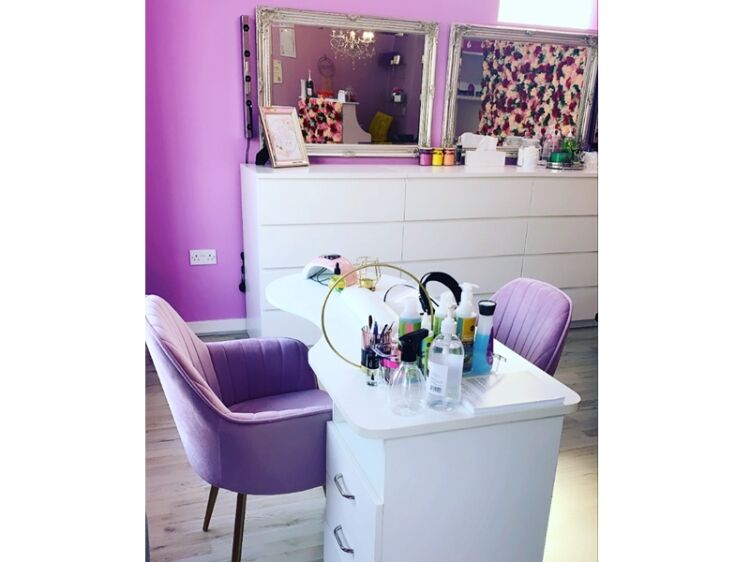 Community Favourite Beauty Studio – Warm, Relaxing Atmosphere Photo 4