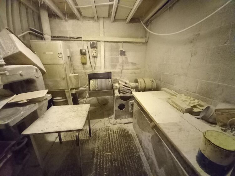 Manufacturing For Sale in Leicester Photo 4