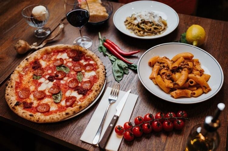 RESTAURANT SPECIALISING IN HOMEMADE ITALIAN CUISINE Photo 4