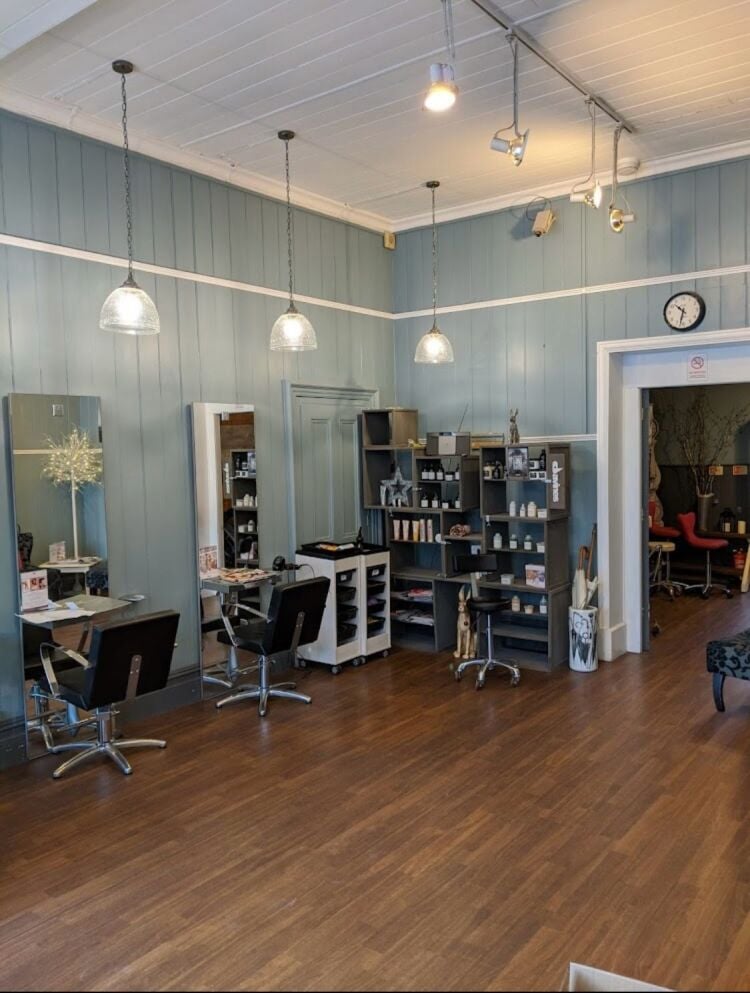 ***REDUCED*** Esteemed Hair & Beauty Salon Located in Somerset for Sale Photo 4
