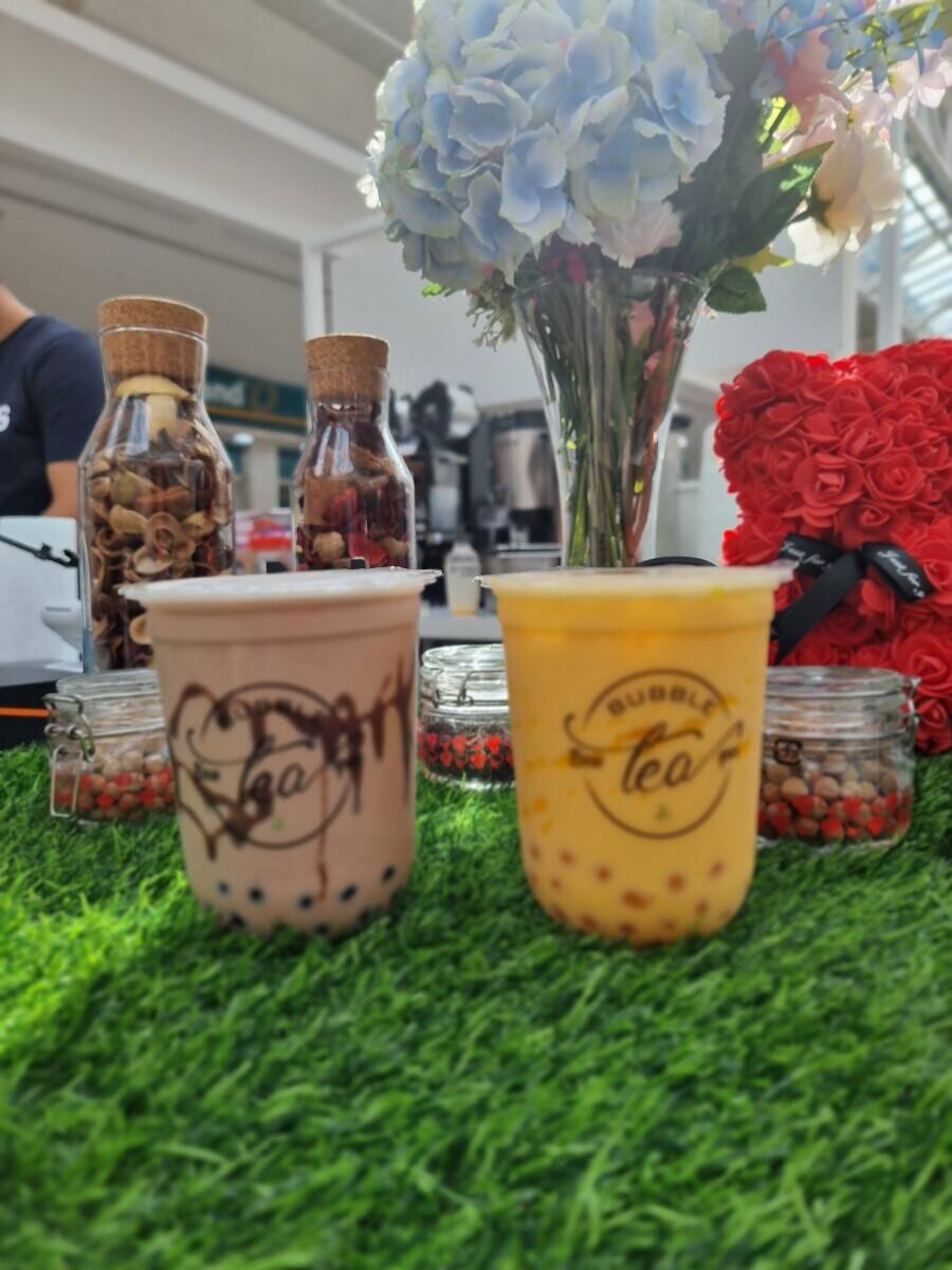 Bubble tea and churros business for sale in Templars Square shopping centre Oxford Photo 4