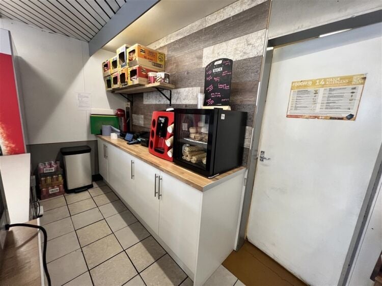 Cafe & Sandwich Bars For Sale in Barnsley Photo 4