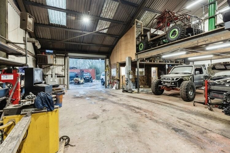 Steel Fabrication Specialist - Glos Photo 4