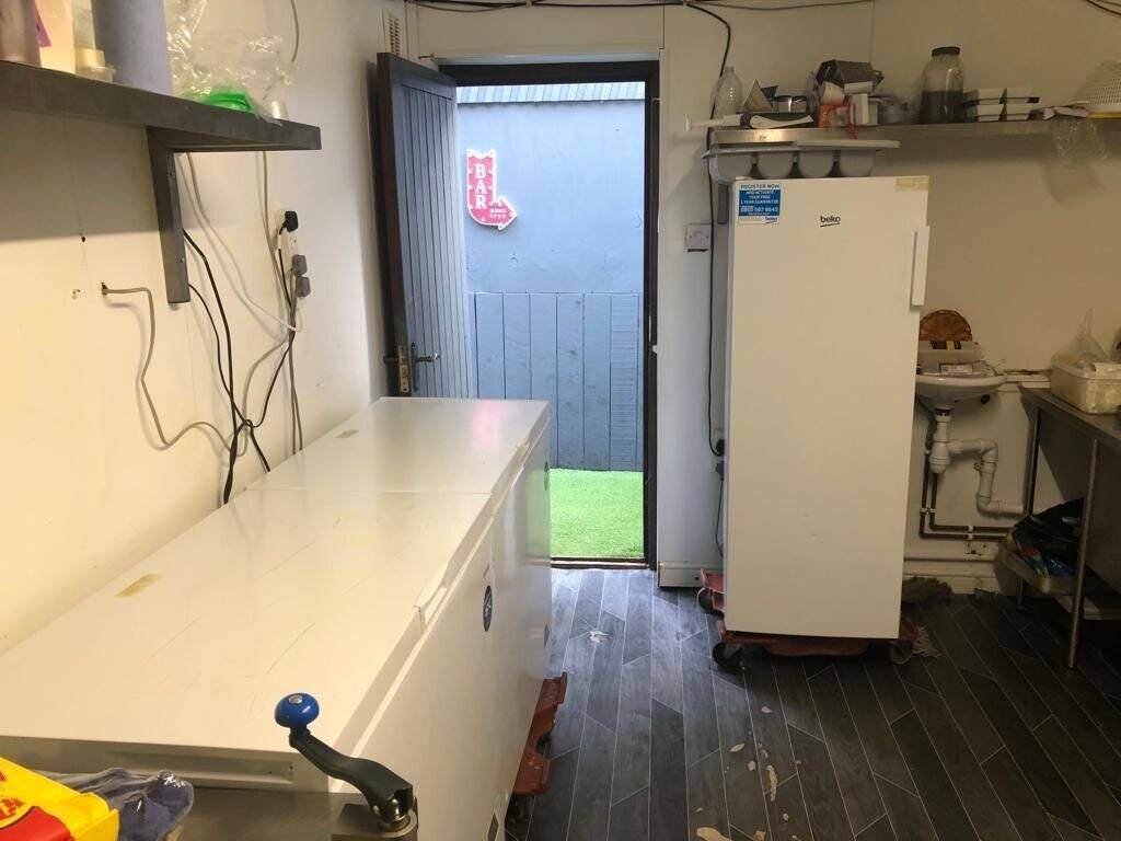 Indian and fast food kitchen Takeaway in Oakam Photo 5